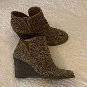 Lucky Brand Brown Ankle Booties with Suede Finish